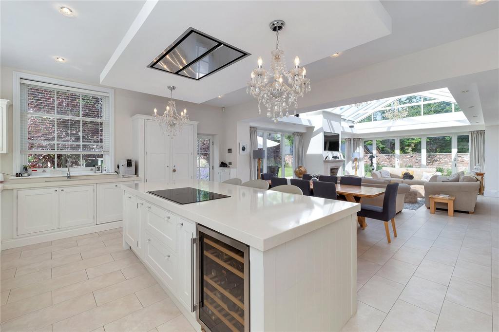 Kitchen/Family Room