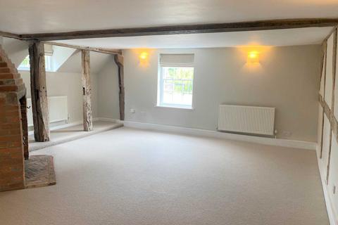 2 bedroom semi-detached house to rent, Bridge Street, Hungerford