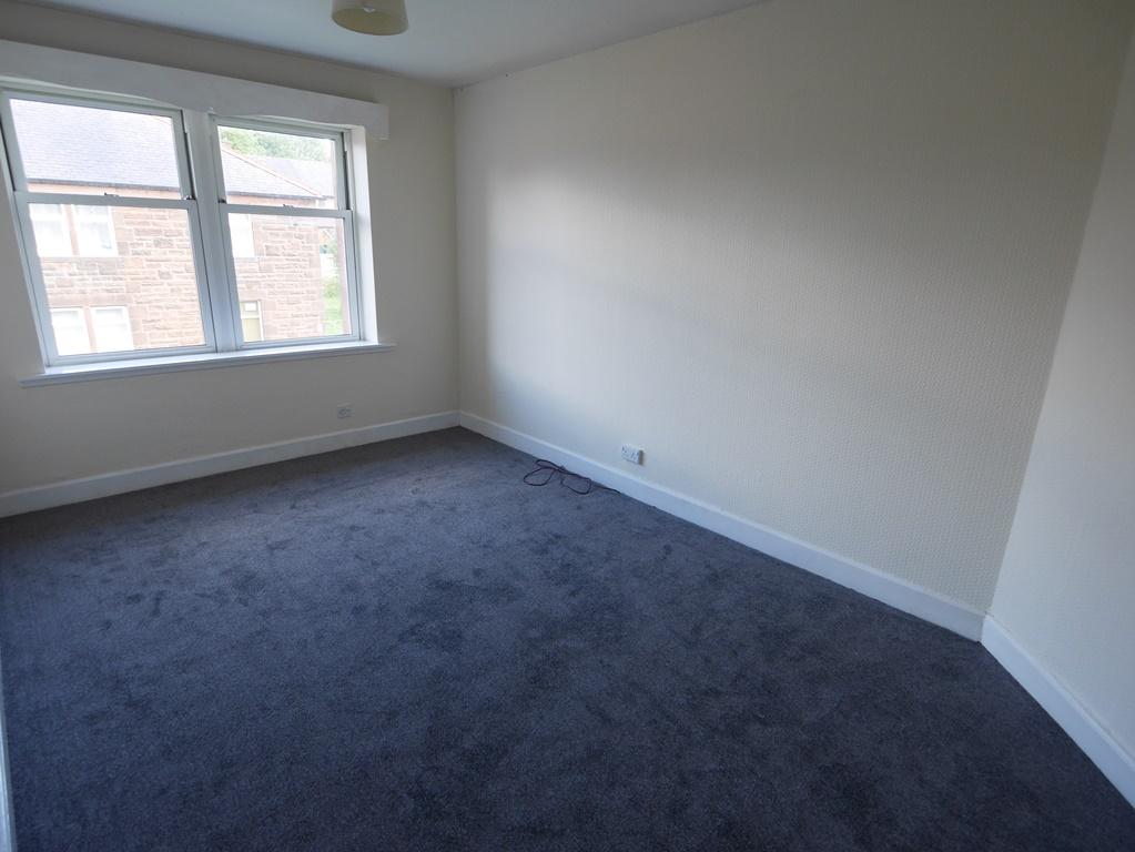 124 Millburn Avenue, Dumfries, DG1 4 BQ - Braidwood
