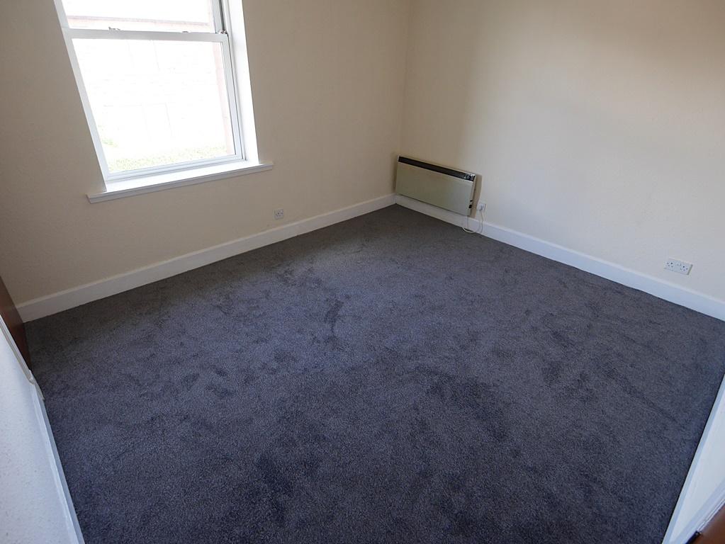 124 Millburn Avenue, Dumfries, DG1 4 BQ - Braidwood