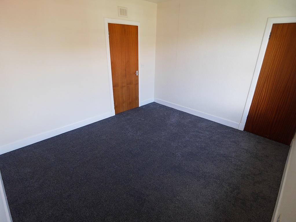 124 Millburn Avenue, Dumfries, DG1 4 BQ - Braidwood