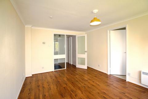 undefined, Green Acres, Croydon CR0