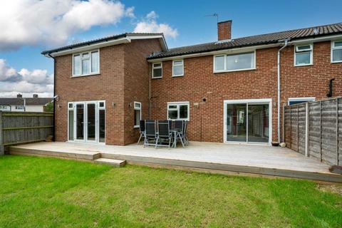36 Howards Drive, Hemel Hempstead, HP1 3NG