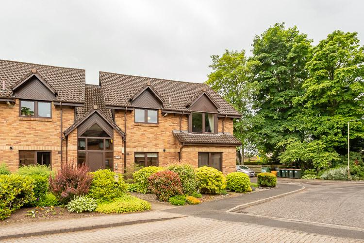 Coupar Angus Road, Blairgowrie PH10 2 bed flat for sale £140,000