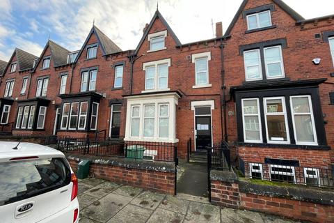 Studio to rent, Manor Terrace, Leeds, West Yorkshire, LS6