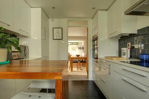 7 Field View, Caversham, Reading, RG4 5HB
