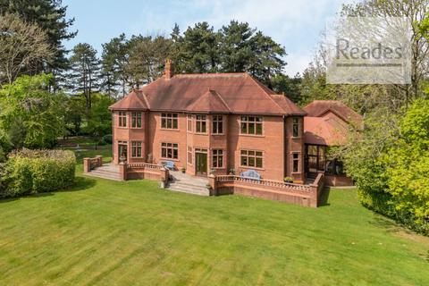 6 bedroom detached house for sale, Shotwick Park, Saughall CH1 6