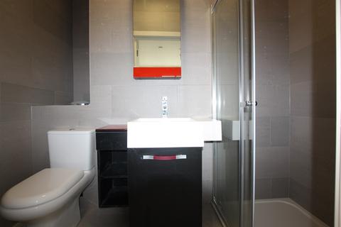 2 bedroom flat to rent, Brent Street, Hendon NW4