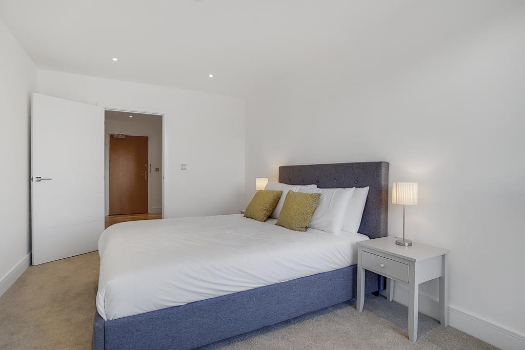 Apartment in London - View 5