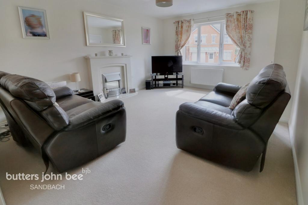 Rose Way, Sandbach 3 bed end of terrace house for sale £220,000