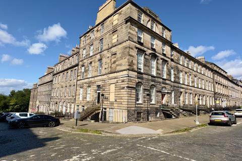 2 bedroom flat to rent, Dundonald Street, New Town, Edinburgh, EH3
