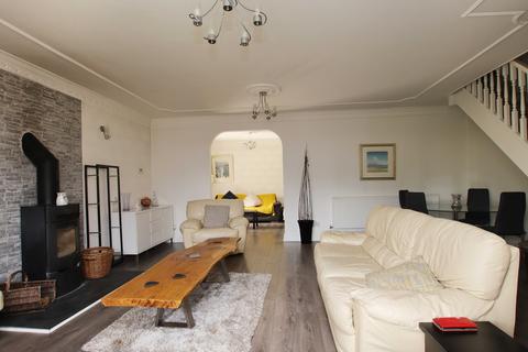 4 bedroom detached house for sale - Llys Derwen, Llantrisant, CF72 8PZ