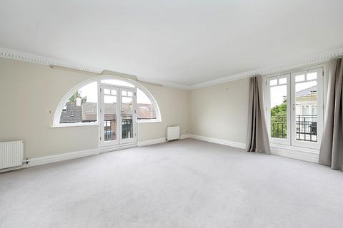 3 bedroom duplex to rent, Cambridge Road, Twickenham TW1