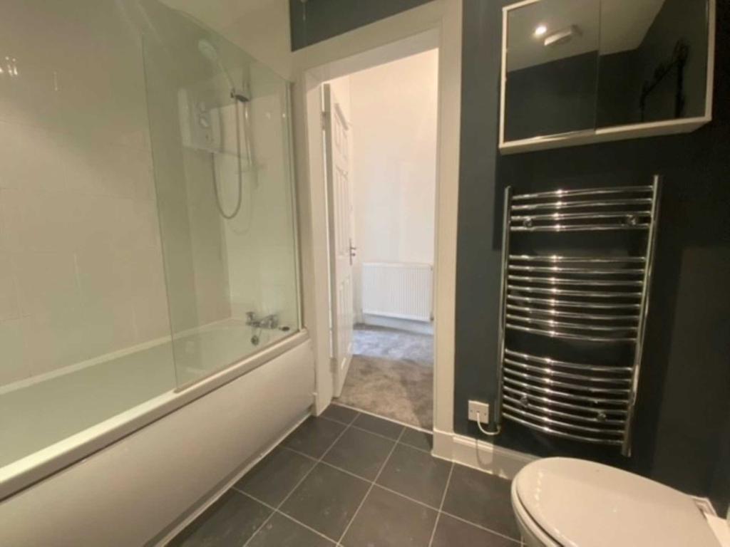 Broadloan, Renfrew 1 bed flat £495 pcm (£114 pw)