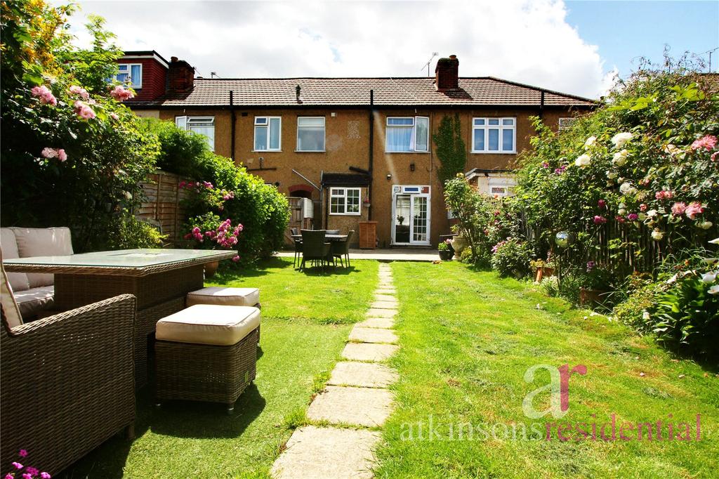 Chailey Avenue, Enfield, Middlesex, EN1 3 bed terraced house £540,000