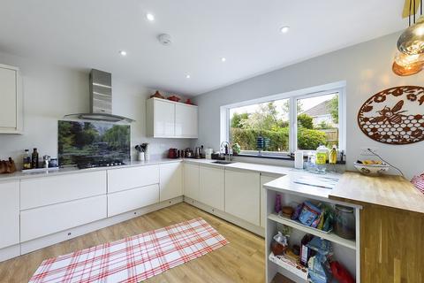 15 Clos Cromwell, Cardiff, CF14 6QN