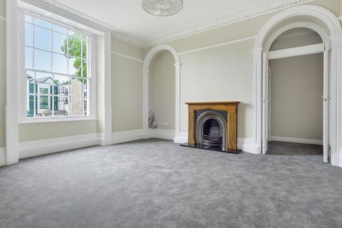 3, Beezon Lodge Beezon Road, Kendal, LA9 6EL
