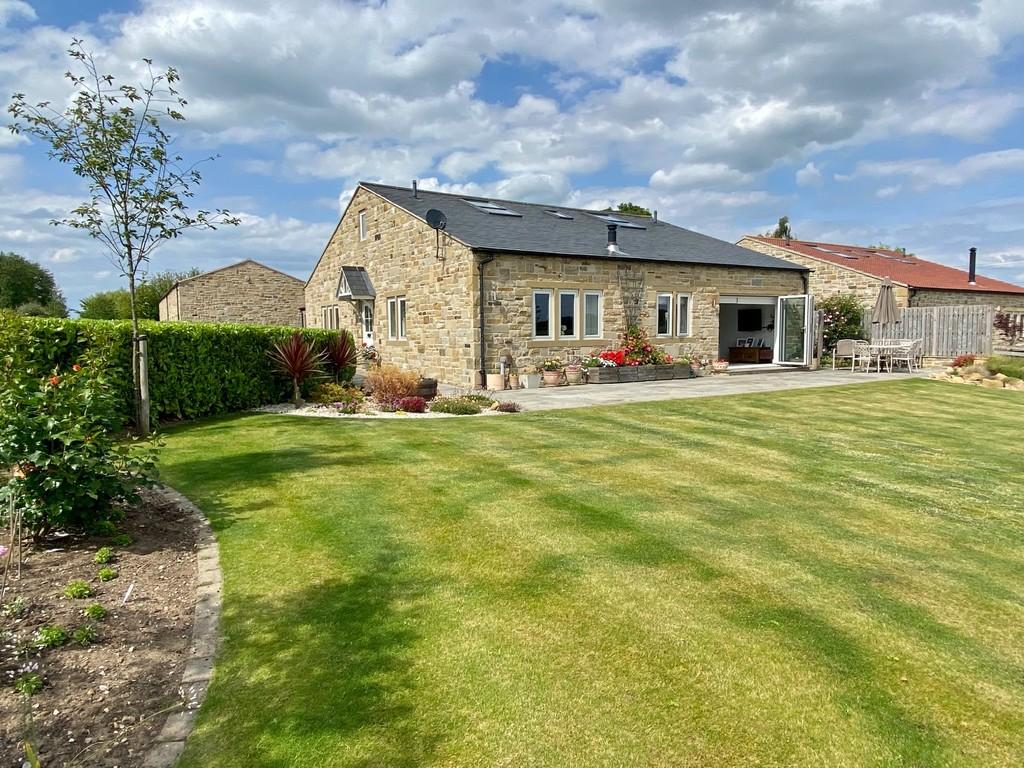 Ingmanthorpe Fold, York Road, LS22 4 bed detached house £775,000