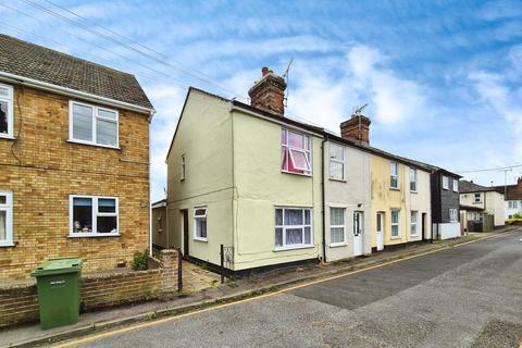 2 bedroom end of terrace house to rent, Dyers Road, Maldon