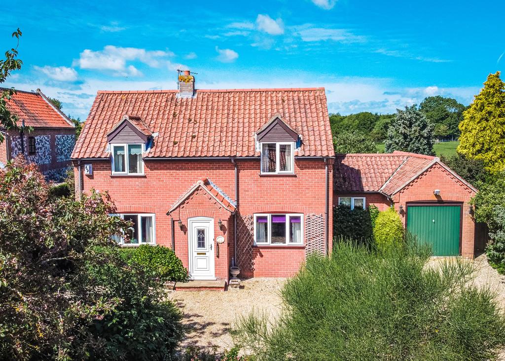 HolmenexttheSea 3 bed detached house £795,000