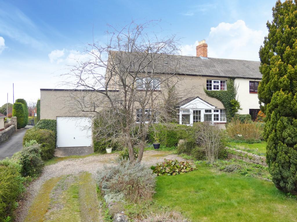 Bedale Road, Aiskew, Bedale 3 bed semidetached house £300,000