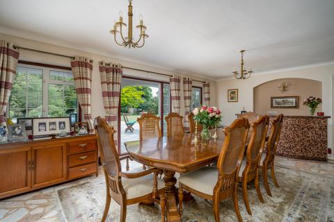 Little Arches Guildford Road, Fetcham, Leatherhead, KT22 9DP