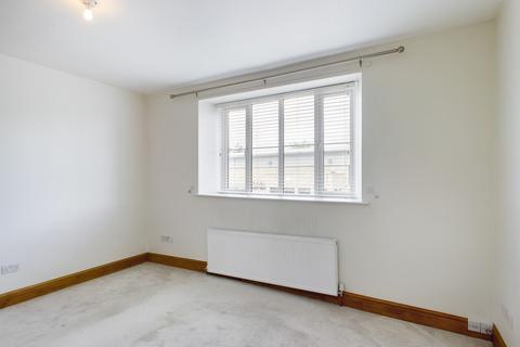 3 bedroom semi-detached house to rent, High Street, Wath Upon Dearne