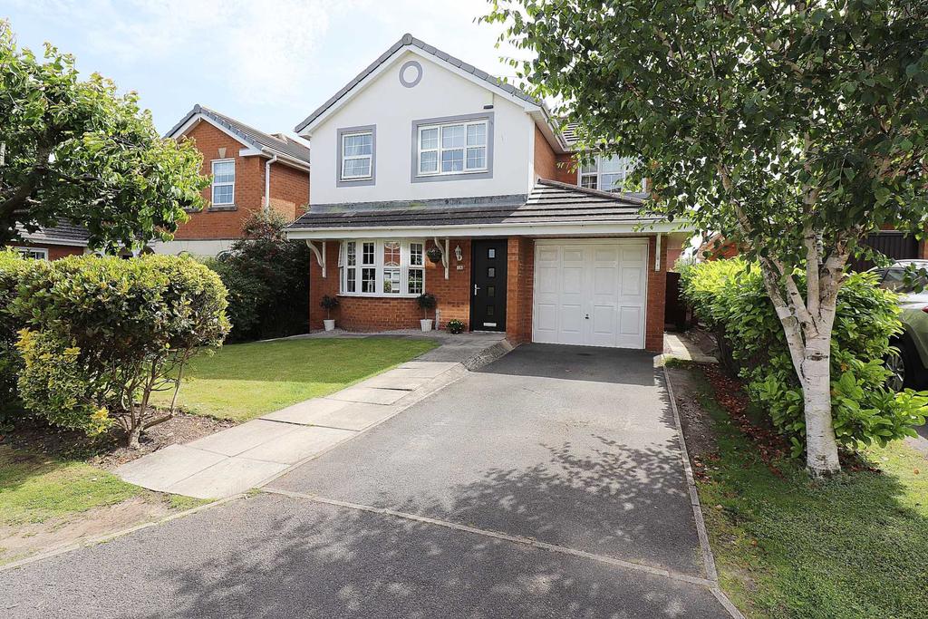 Poachers Trail, Cypress Point, Lytham St Annes 4 bed detached house £