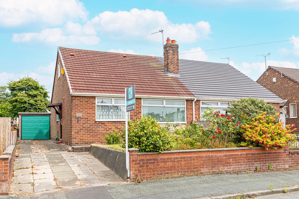 St. John Avenue, Warrington, Cheshire 3 bed semidetached bungalow £245,000