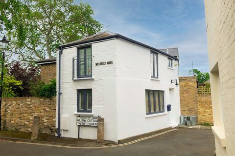 1 bedroom link detached house to rent, The Coach House
