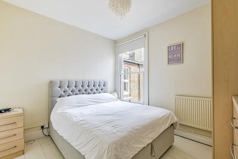 90 Princes Avenue, London, N22 7SA