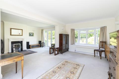 4 Ridgeway Drive, Dorking, RH4 3AN
