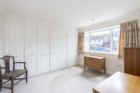 4 Ridgeway Drive, Dorking, RH4 3AN