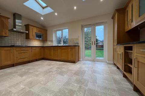 undefined, Chamberlain Crescent, Shirley, Solihull, West Midlands, B90