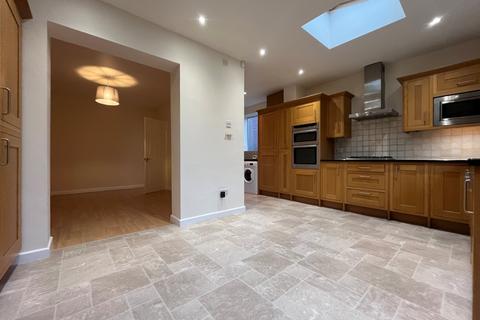 undefined, Chamberlain Crescent, Shirley, Solihull, West Midlands, B90