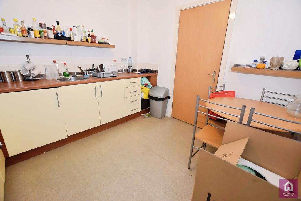 Apartment in Castlefield - View 5