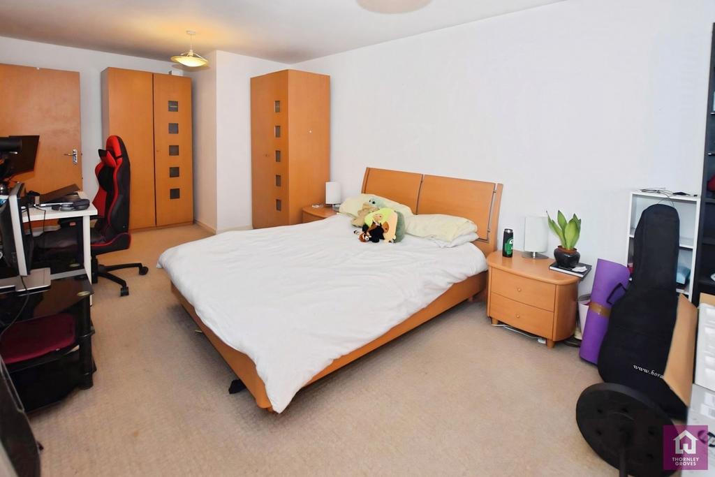 Apartment in Castlefield - More