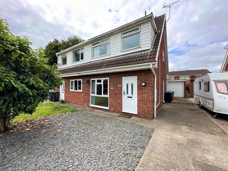 Poplar Grove, Elton, Chester 3 bed semidetached house for sale £170,000