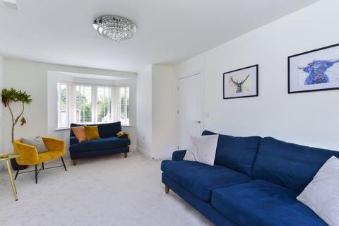 26 Bramley Vale, Cranleigh, GU6 7FY