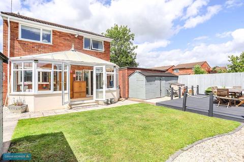8 Bartlett Close, Taunton, TA1 4NZ