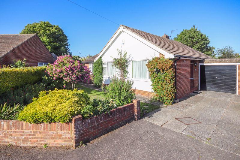 Stone Cross Lees, Sandwich 3 bed detached bungalow for sale £399,000
