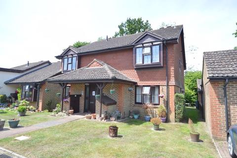2 bedroom apartment for sale - Ash Grove, Haslemere