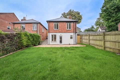 3 bedroom detached house to rent, Anchor Road, Calne