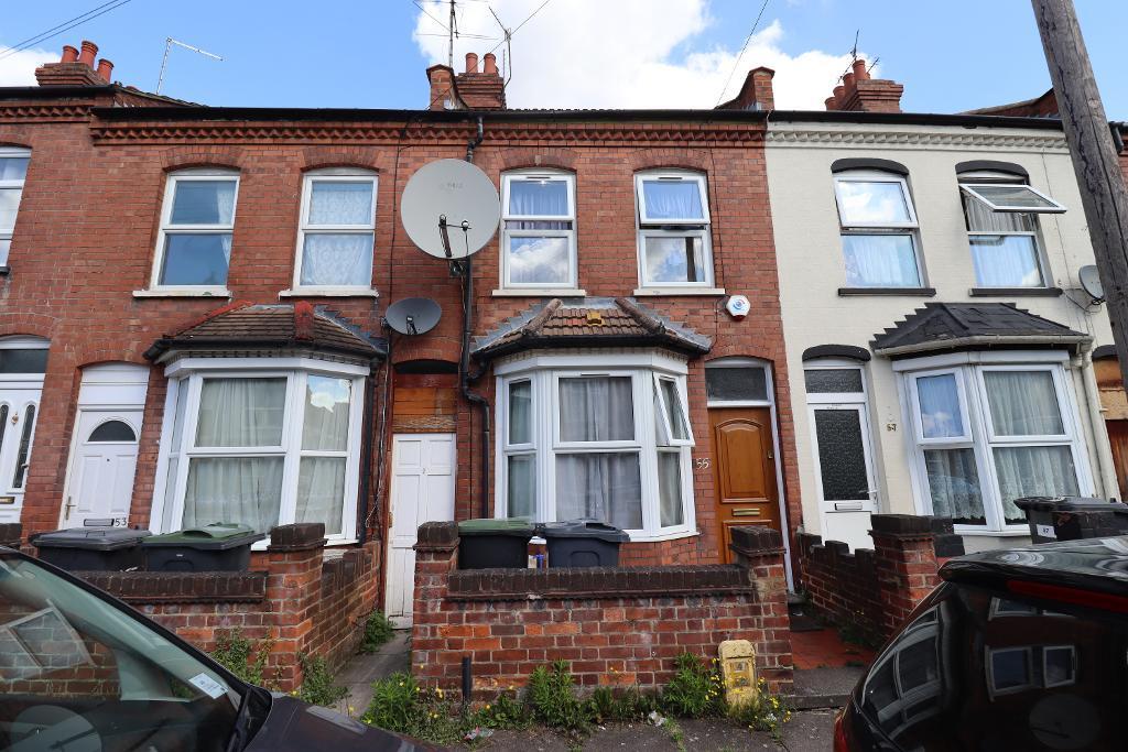 Dane Road, Biscot Mill, Luton... 2 bed terraced house £250,000