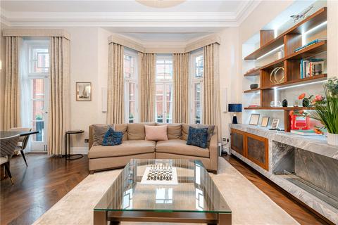 2 bedroom apartment to rent, Green Street, Mayfair, London, W1K