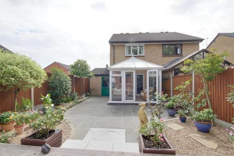 43 Juniper Way, Romford, RM3 0XQ