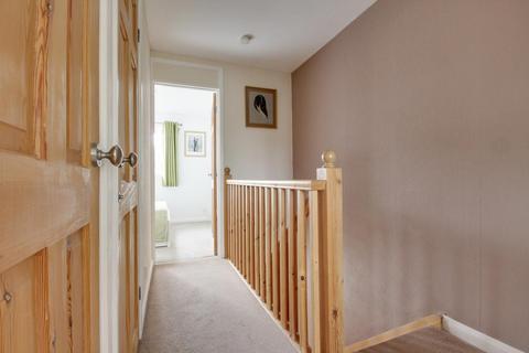 43 Juniper Way, Romford, RM3 0XQ