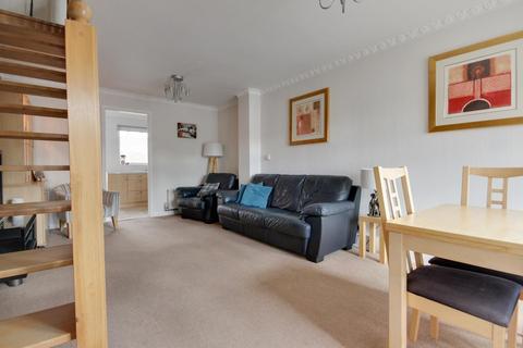 43 Juniper Way, Romford, RM3 0XQ