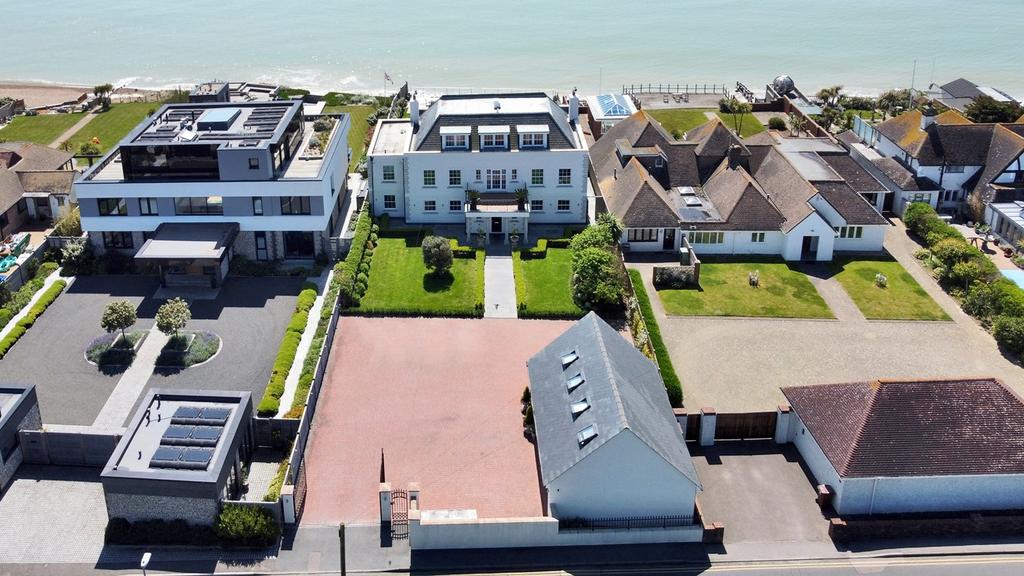 Herbrand Walk, Cooden Beach, Bexhill On Sea, BN2 7 bed house £3,250,000