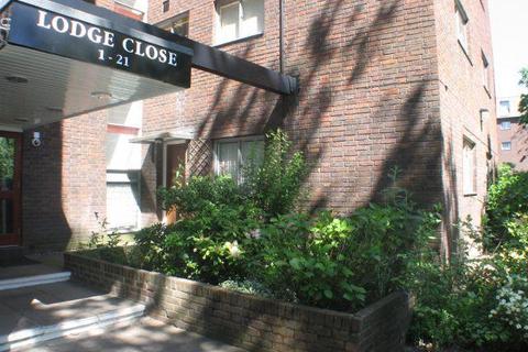 1 bedroom flat for sale, Lodge Close, Canons Drive, Edgware